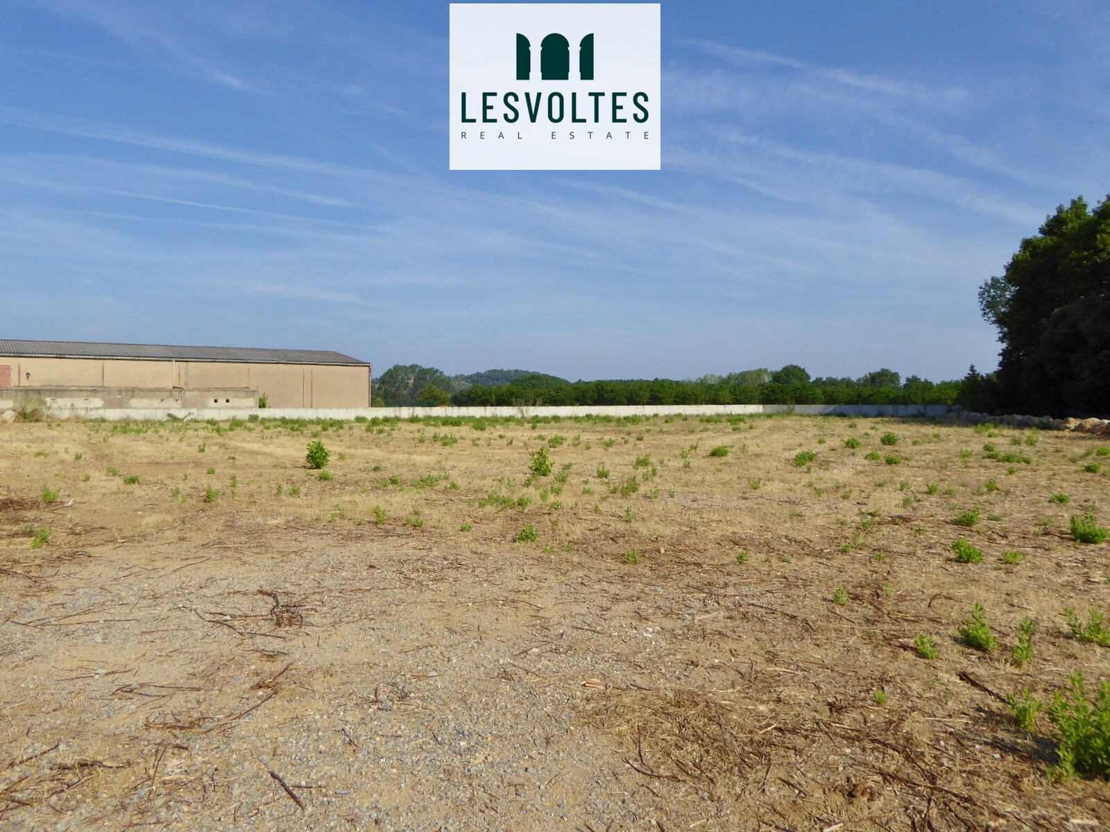  LARGE INDUSTRIAL PLOT FOR RENT IN VULPELLAC, INDUSTRIAL ESTATE. POSSIBILITY OF PURCHASE.