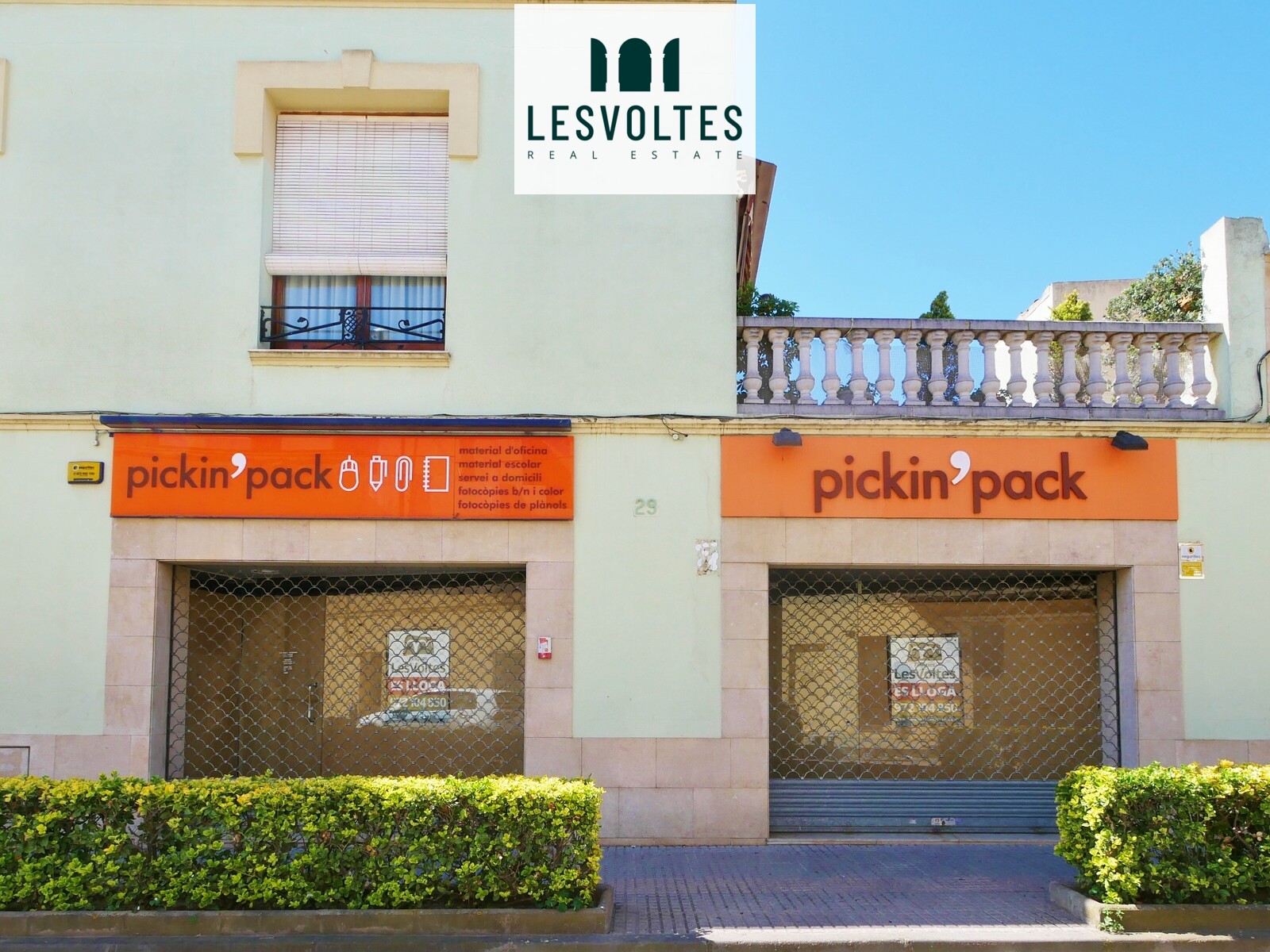 MAGNÍFICO LOCAL COMERCIAL CON GRAN ESCAPARATE EN ALQUILER EN EL CENTRO DE PALAFRUGELL.
