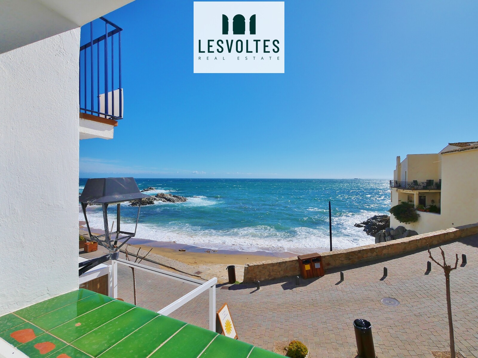 APARTAMENTO EN 1A LÍNIEA DE MAR CON ESPECTACULARES VISTAS EN CALELLA DE PALAFRUGELL