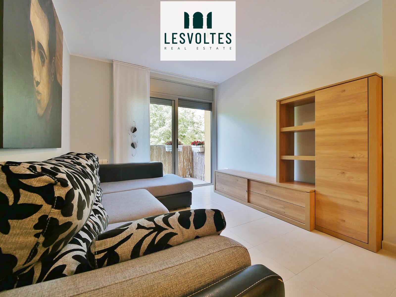 FANTÁSTICO PISO DE 97 M² CON 3 DORMITORIOS Y PARKING EN VENTA EN PALAFRUGELL