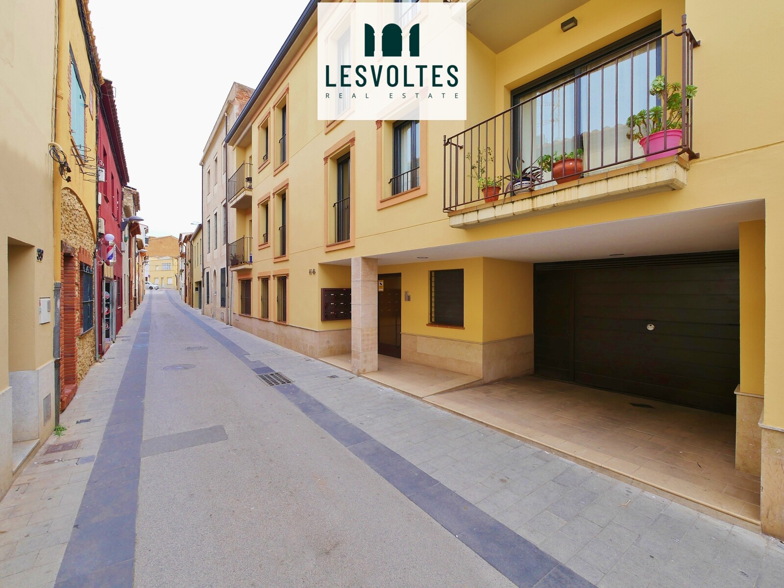 PISO DE 2 HABITACIONES CON BALCÓN EN VENTA EN PALAFRUGELL