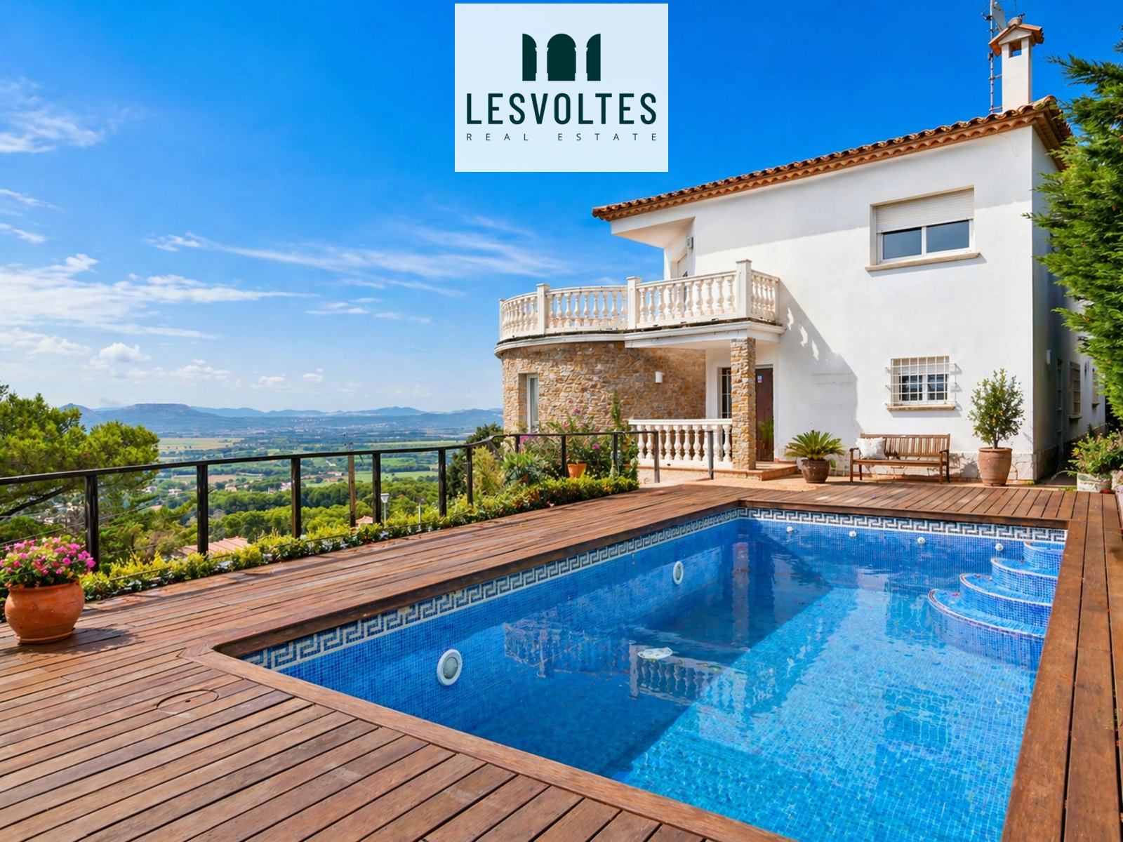 MAGNÍFICO CHALET CON PISCINA Y VISTAS AL MAR EN MAS TOMASÍ – PALS