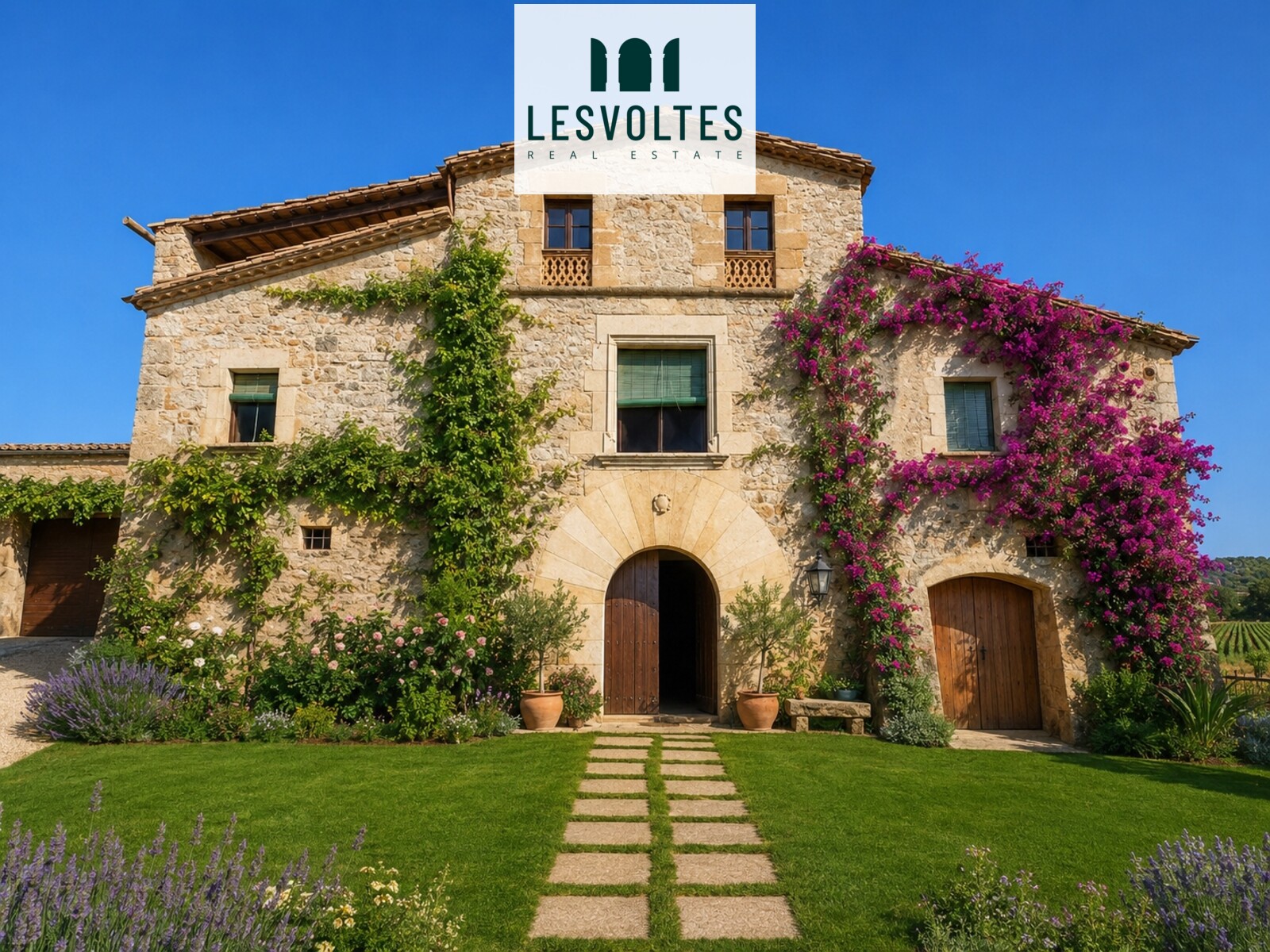 AUTHENTIC CATALAN FARMHOUSE TO RESTORE, FOR SALE IN CASTELL D’EMPORDÀ · A TRUE TIME CAPSULE
